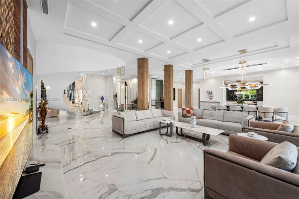 Interior, Living room, Marble, Pendant Lights, Recessed Lighting