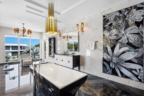 Bathroom, Chandelier, Interior, Marble, Marble Walls, Pendant Lights