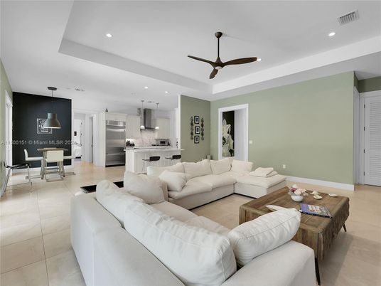 Dining room, Interior, Kitchen, Living room, Pendant Lights, Recessed Lighting, Stainless Steel Appliances