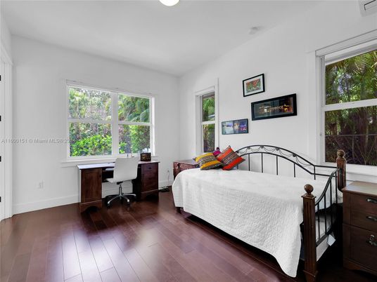 Bedroom, Home Office, Interior, Wood Texture Flooring