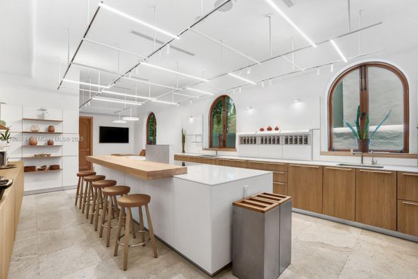 Interior, Kitchen, Pendant Lights, Recessed Lighting
