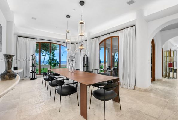 Dining room, Interior, Pendant Lights