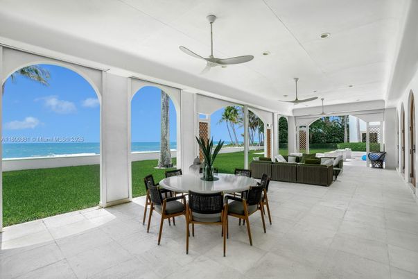 Dining room, Interior, Living room, Recessed Lighting, Water