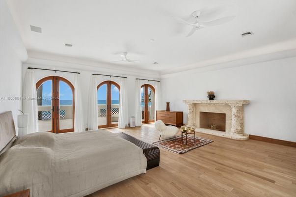Bedroom, Fireplace, Interior, Wood Texture Flooring
