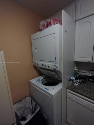 Interior, Utility Closets, Washer