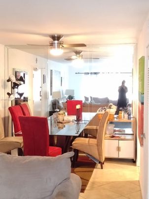 Dining room, Interior