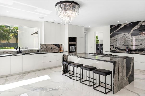 Chandelier, Interior, Kitchen, Marble, Recessed Lighting