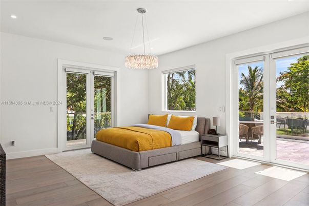 Bedroom, Chandelier, Interior, Pendant Lights, Recessed Lighting, Wood Texture Flooring