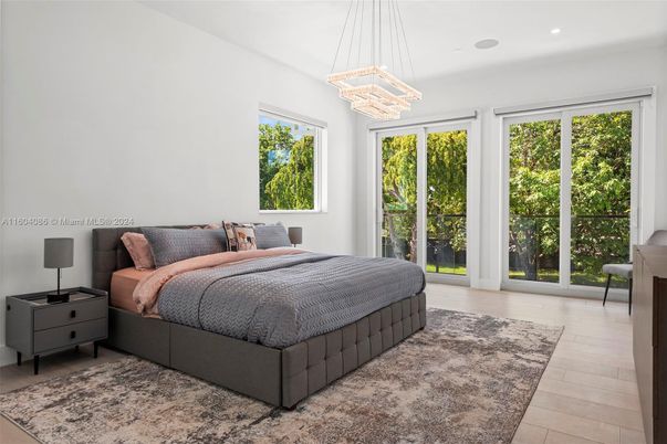 Bedroom, Interior, Pendant Lights, Recessed Lighting, Wood Texture Flooring