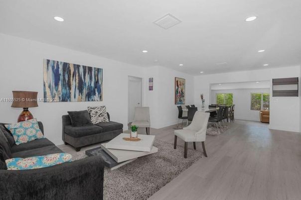 Dining room, Interior, Living room, Recessed Lighting, Wood Texture Flooring