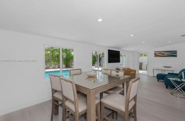Dining room, Interior, Recessed Lighting, Wood Texture Flooring