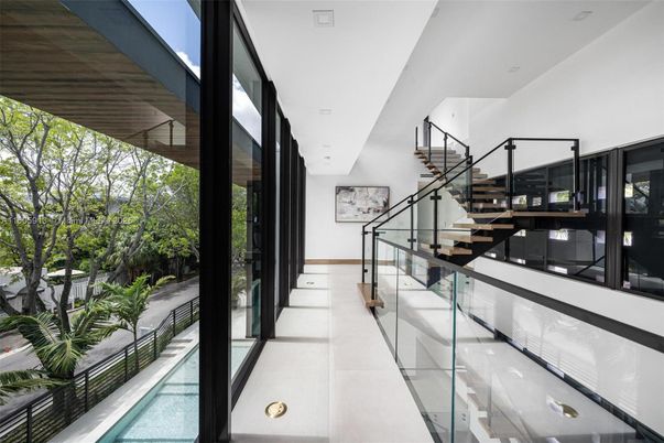 Interior, Pool, Recessed Lighting