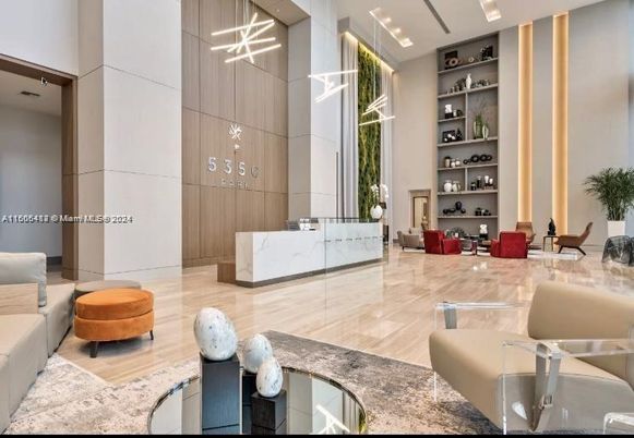 Interior, Living room, Pendant Lights, Recessed Lighting, Wood Texture Flooring