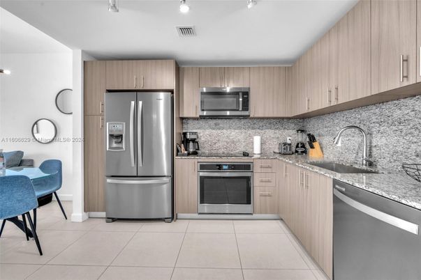 Interior, Kitchen, Stainless Steel Appliances