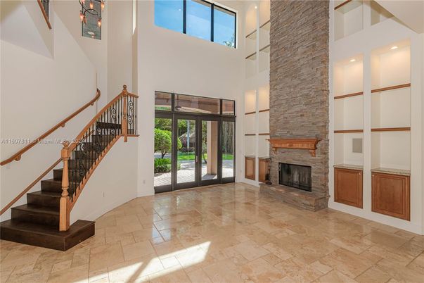 Fireplace, Interior, Recessed Lighting
