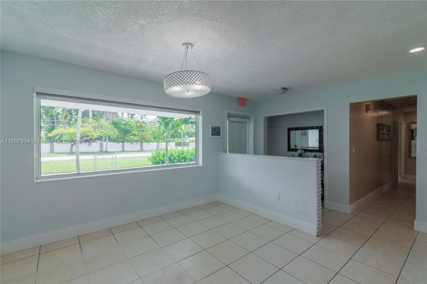 Interior, Pendant Lights, Recessed Lighting