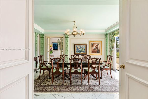 Chandelier, Dining room, Interior, Marble