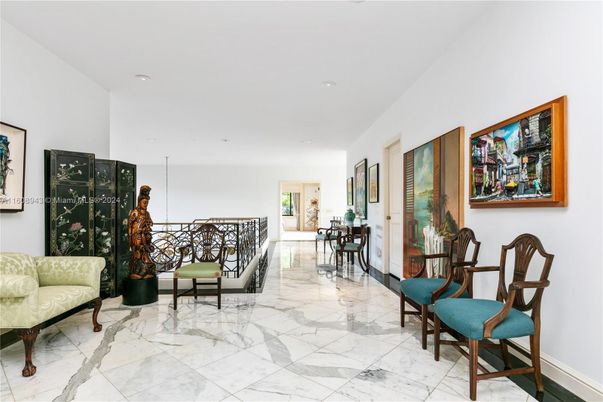Interior, Marble, Recessed Lighting