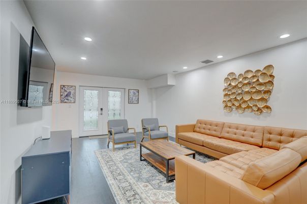 Interior, Living room, Recessed Lighting, Wood Texture Flooring