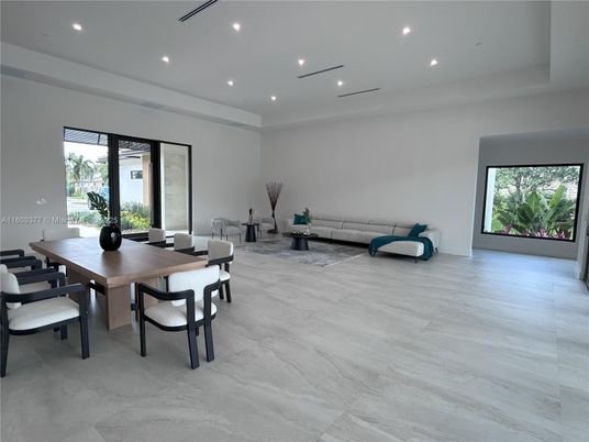 Dining room, Interior, Living room, Marble, Recessed Lighting