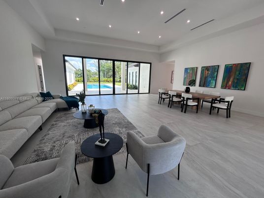 Dining room, Interior, Living room, Recessed Lighting