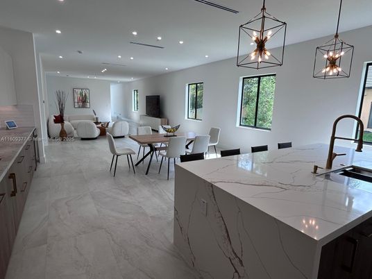 Dining room, Interior, Kitchen, Living room, Marble, Pendant Lights, Recessed Lighting