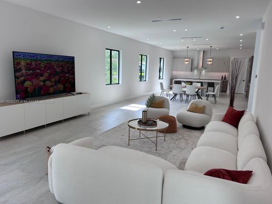 Dining room, Interior, Kitchen, Living room, Pendant Lights, Recessed Lighting