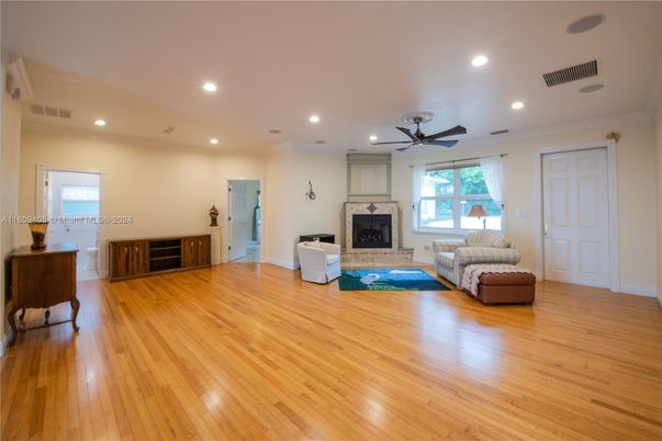 Fireplace, Interior, Living room, Recessed Lighting, Wood Texture Flooring