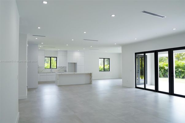 Empty room, Interior, Kitchen, Recessed Lighting