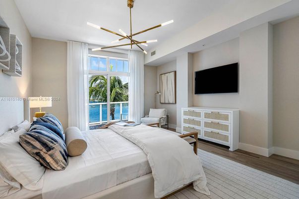 Bedroom, Interior, Pendant Lights, Wood Texture Flooring
