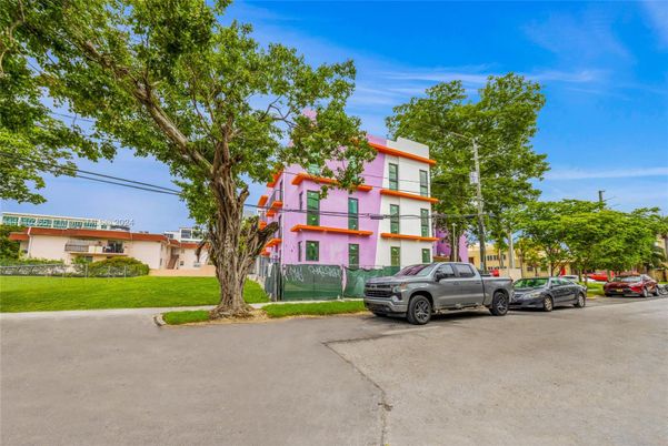 Exterior, Facade, Condo Building