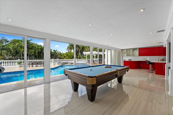 Billiard Table, Game Room, Interior, Recessed Lighting