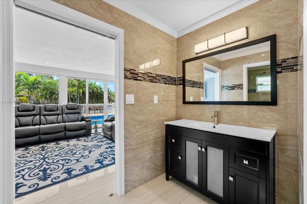 Bathroom, Interior, Wood Texture Flooring