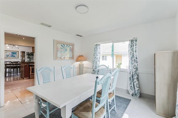 Dining room, Interior, Kitchen, Recessed Lighting