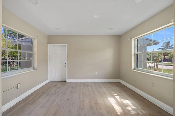 Empty room, Interior, Recessed Lighting, Wood Texture Flooring
