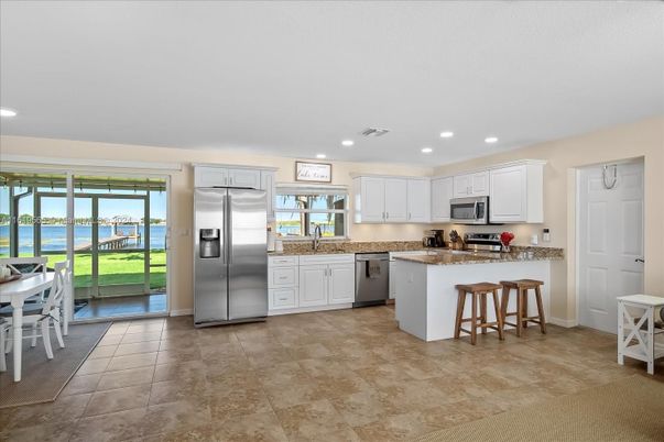 Dining room, Interior, Kitchen, Recessed Lighting, Stainless Steel Appliances, Water