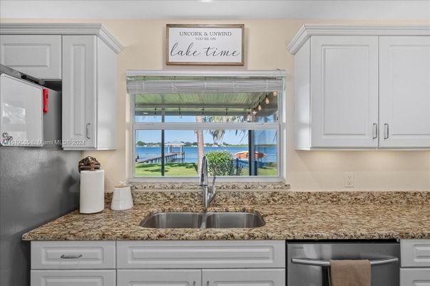 Interior, Kitchen, Water