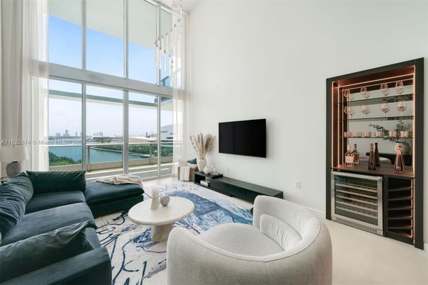 Interior, Living room, Water