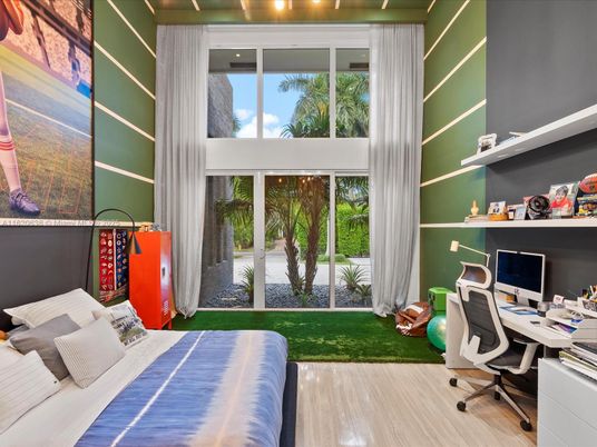 Bedroom, Home Office, Interior, Wood Texture Flooring