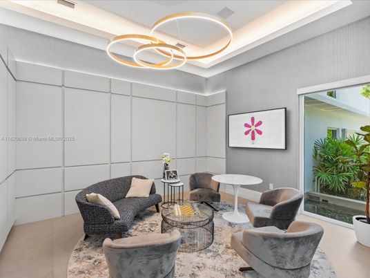 Interior, Living room, Pendant Lights