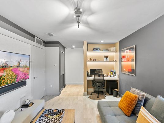 Home Office, Interior, Recessed Lighting, Wood Texture Flooring