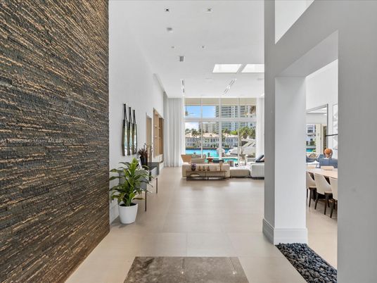 Dining room, Interior, Living room, Recessed Lighting