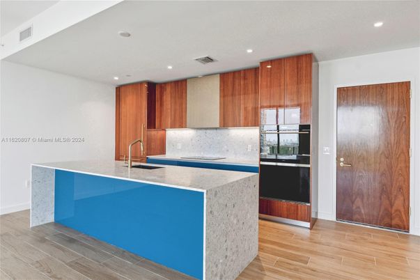 Interior, Kitchen, Recessed Lighting, Wood Texture Flooring