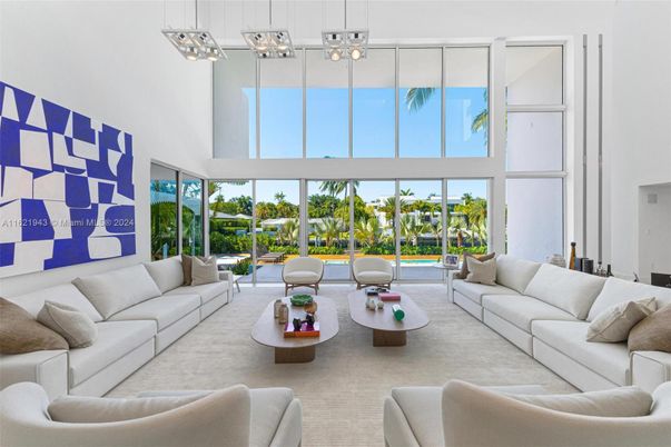 Interior, Living room, Pendant Lights