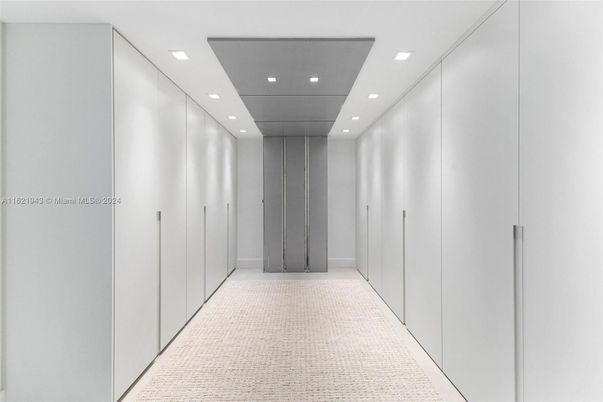 Interior, Recessed Lighting