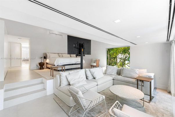 Bedroom, Interior, Living room, Recessed Lighting