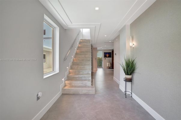 Interior, Recessed Lighting