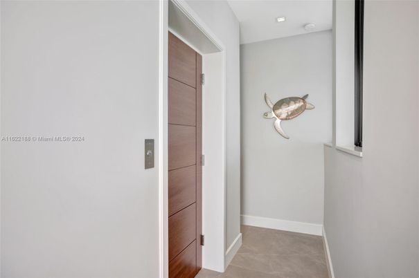 Elevator, Interior, Recessed Lighting