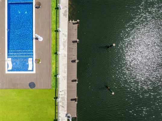 Exterior, Water