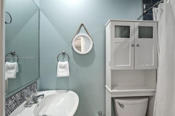 Bathroom, Interior
